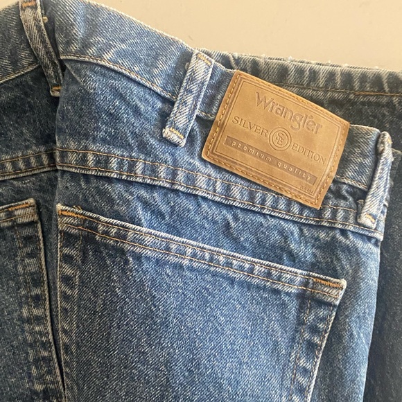 34/32 Silver edition VTG Wrangler Jeans + Screaming Eagles hoodie L - Picture 2 of 3